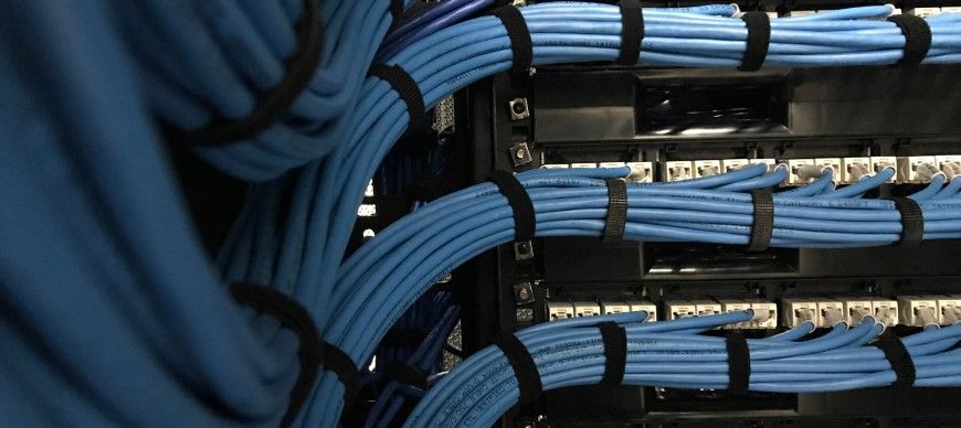 Kabel bungkusan dalam kabel berstruktur