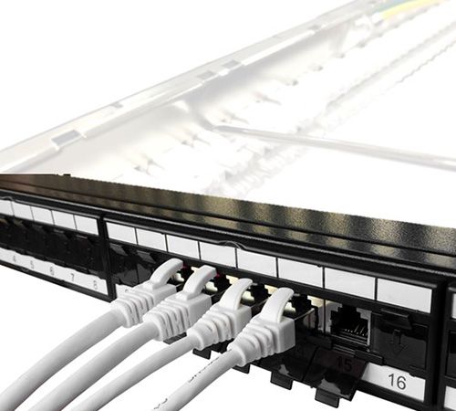 用于电信的 RJ45 配线架